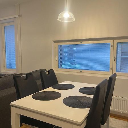 Pearl Apartment โรวานิเอมิ ภายนอก รูปภาพ