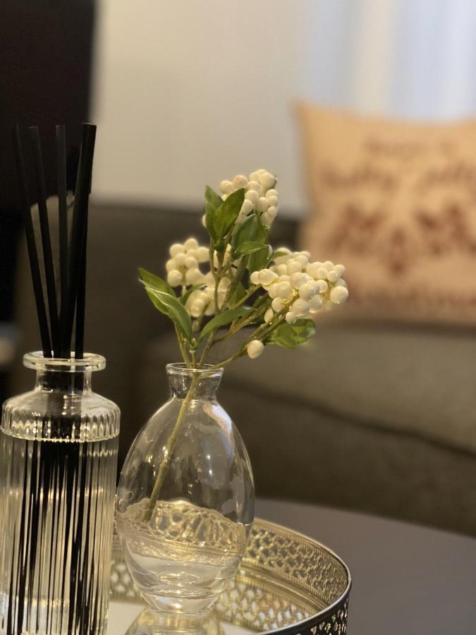 Pearl Apartment โรวานิเอมิ ภายนอก รูปภาพ